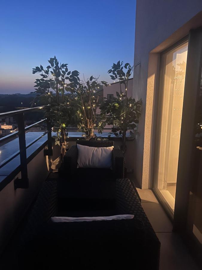 Non Smoking Penthouse Ll Erasme Lägenhet Bryssel Exteriör bild